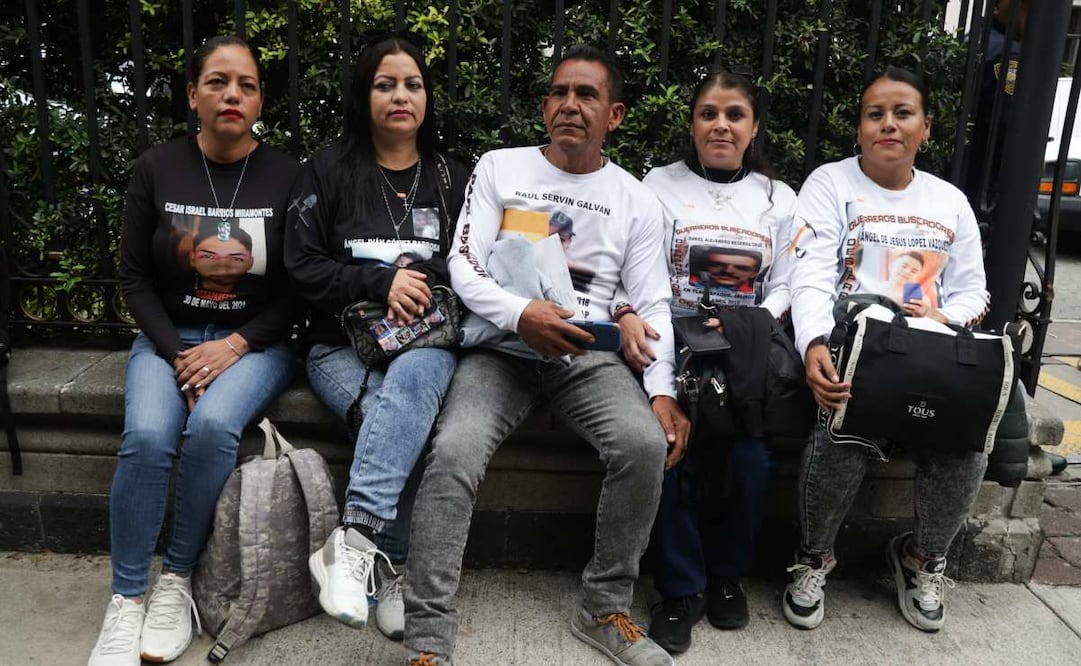 El grupo Guerreros Buscadores de Jalisco acudió a la Secretaría de Gobernación para discutir en reunión las modificaciones a la Ley General de Desaparición. Foto: Carlos Mejía/EL UNIVERSAL