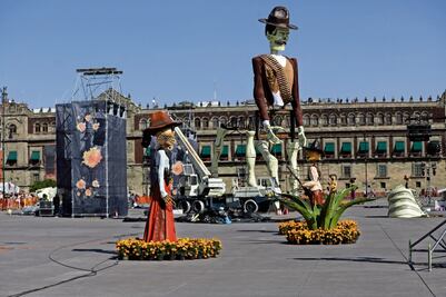 Quieren ver la megaofrenda en el Zócalo