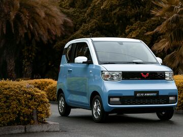 Conductor muestra cómo es su auto eléctrico de 20 mil pesos