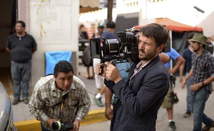 Relación padres e hijos atrapa a Diego Luna