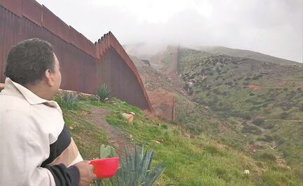 Niebla y tramo sin muro, aliados de migrantes para cruzar a EU