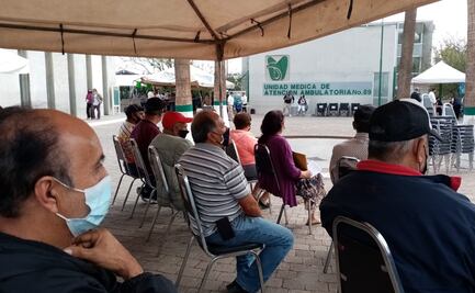 Inicia aplicación de segunda dosis de vacuna antiCovid a adultos mayores en Saltillo