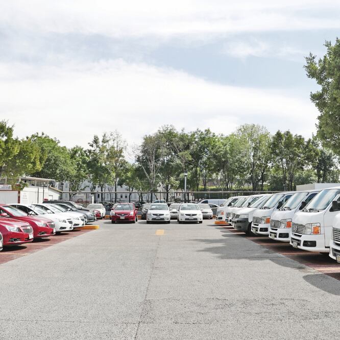 Entre los automotores seleccionados para la licitación se encuentran 32 Optra, 32 Cruze, tres Eurovan, ocho camionetas Urvan, entre otros. FOTO: DIEGO SÁNCHEZ. EL UNIVERSAL