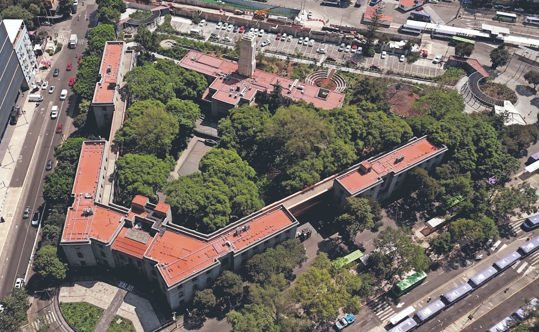 Aunque fue inaugurado en septiembre de 2024, el Centro Nacional de Culturas de Salud y Bienestar Kalan sigue cerrado. Su origen está en la idea de descentralización que promovió el gobierno del expresidente Andrés Manuel López Obrador, pues la Secretaría de Salud lo entregó para “mudarse” a Guerrero. Foto: de Diego Prado. El Universal