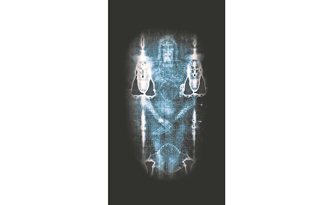 Copia de la sábana, realizada por el Laboratorio de Turín. Es la pieza protagonista de la muestra. (CORTESÍA A.C. VG1212 ABP)