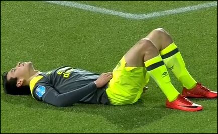 Chucky Lozano sale lesionado del partido de la PSV