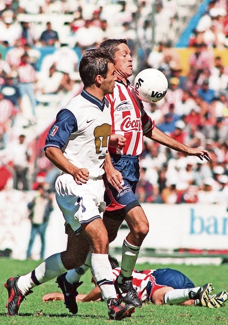 El ahora directivo en Coapa defendió la playera rojiblanca de 1998 a 2000. (ARCHIVO. EL UNIVERSAL)