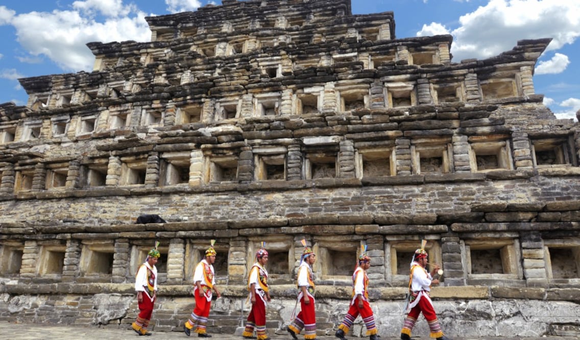 La Pirámide de los Nichos simboliza los 365 días del año. (Foto: Cortesía Cumbre Tajín)