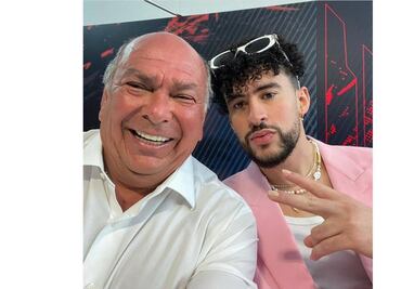 Papá de "Checo" Pérez, diputado federal de Morena, presume foto con Bad Bunny