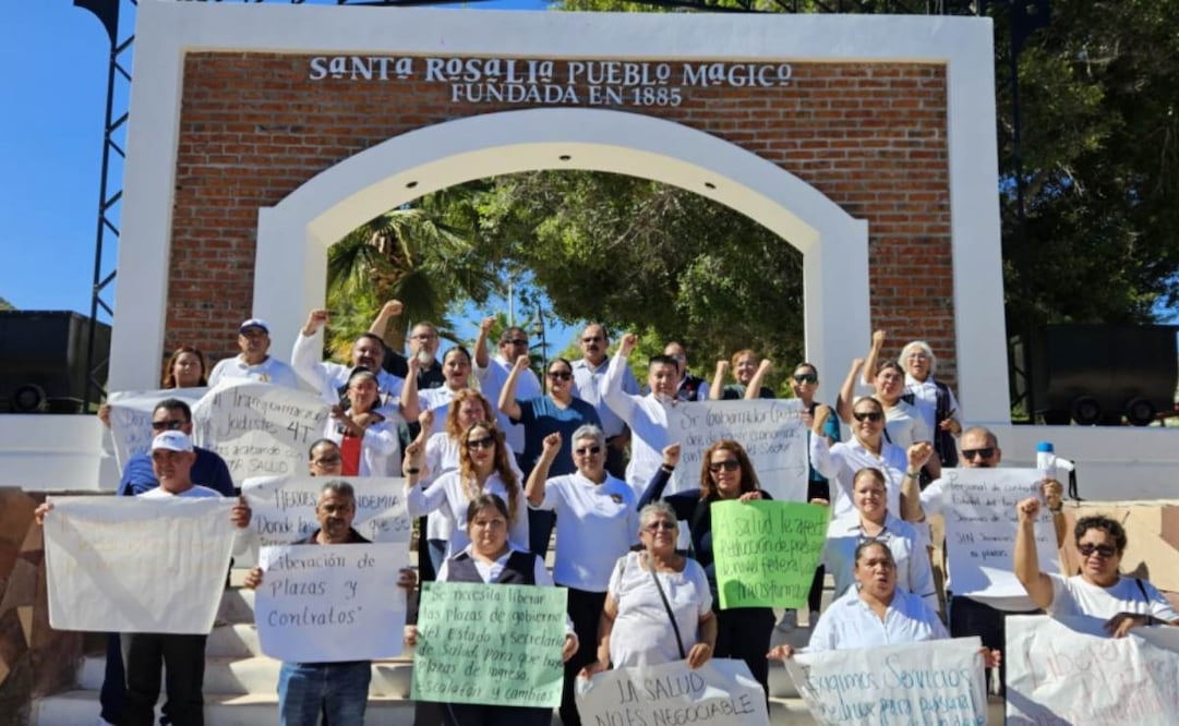 Trabajadores de la Secretaría de Salud en Baja California Sur se manifiestan (28/10/2025). Foto: Especial