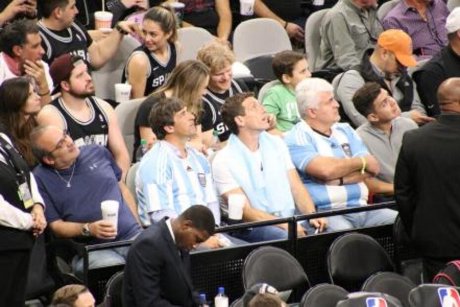 Con Ginóbili, los Spurs doblegan a Kings