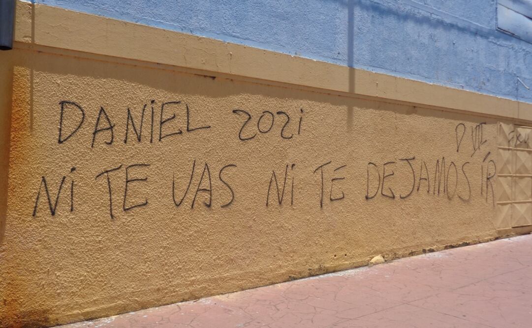 Sandinistas han puesto pintas en las paredes en Managua en defensa del presidente Daniel Ortega y su esposa Rosario Murillo. Fotos: José Meléndez / EL UNIVERSAL