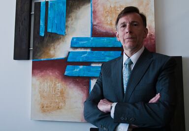 Conflicto por energías limpias afectará finanzas públicas: HR Ratings