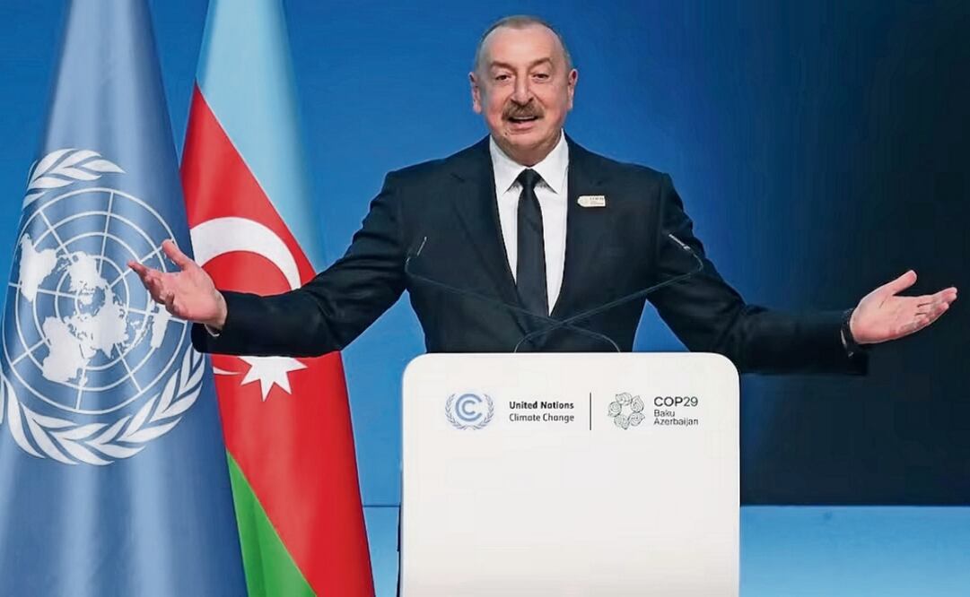 El presidente de Azerbaiyán, Ilham Aliyev, durante la COP29 sobre calentamiento global en Bakú. Foto: EFE