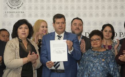 Amieva promulga reformas para incrementar recursos al Fideicomiso de Reconstrucción