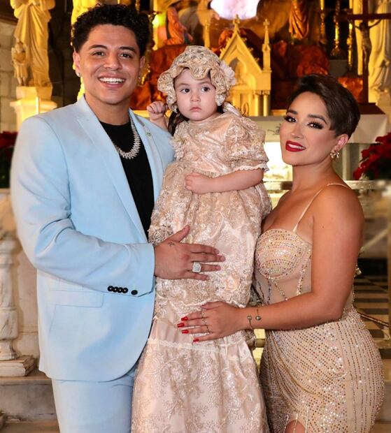 Eduin Caz y Daisy Anahy en un evento familiar, donde fungieron como padrino y madrina, hace unas semanas.
Foto: Instagram