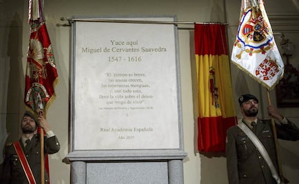 Restos de Cervantes descansan en monumento de Madrid