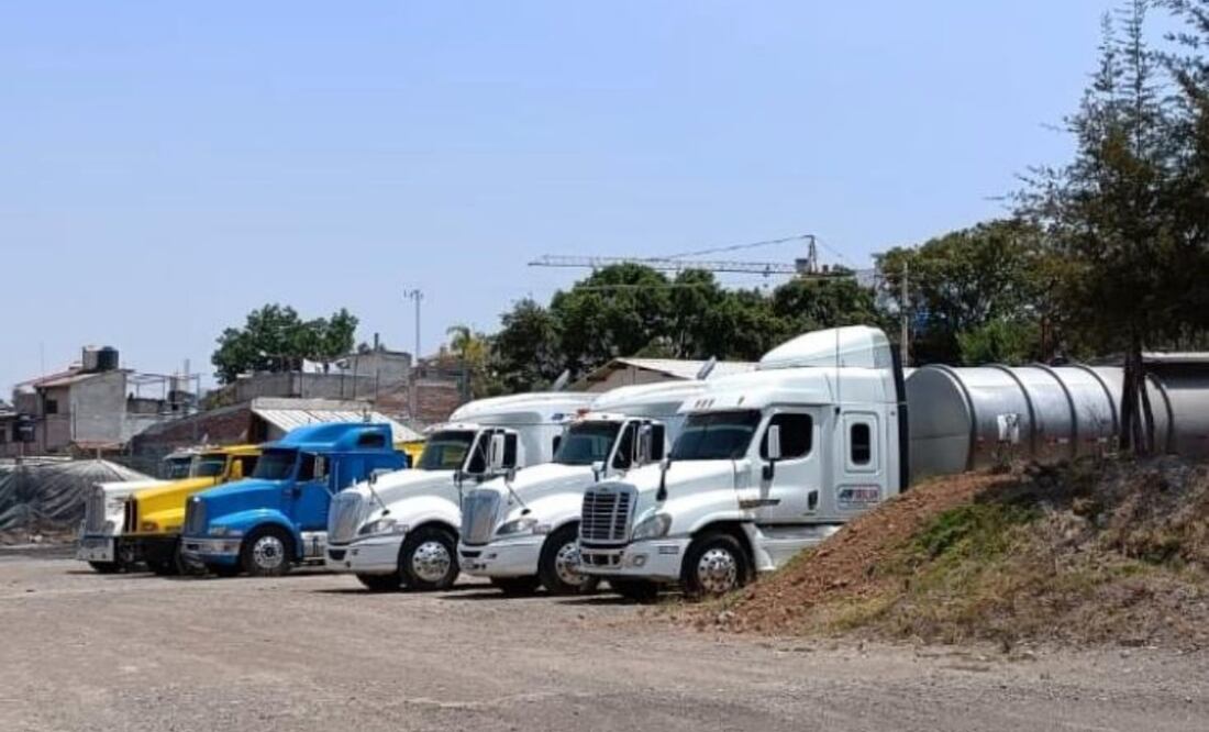 Imagen ilustrativa de pipas de combustible. Foto: Especial