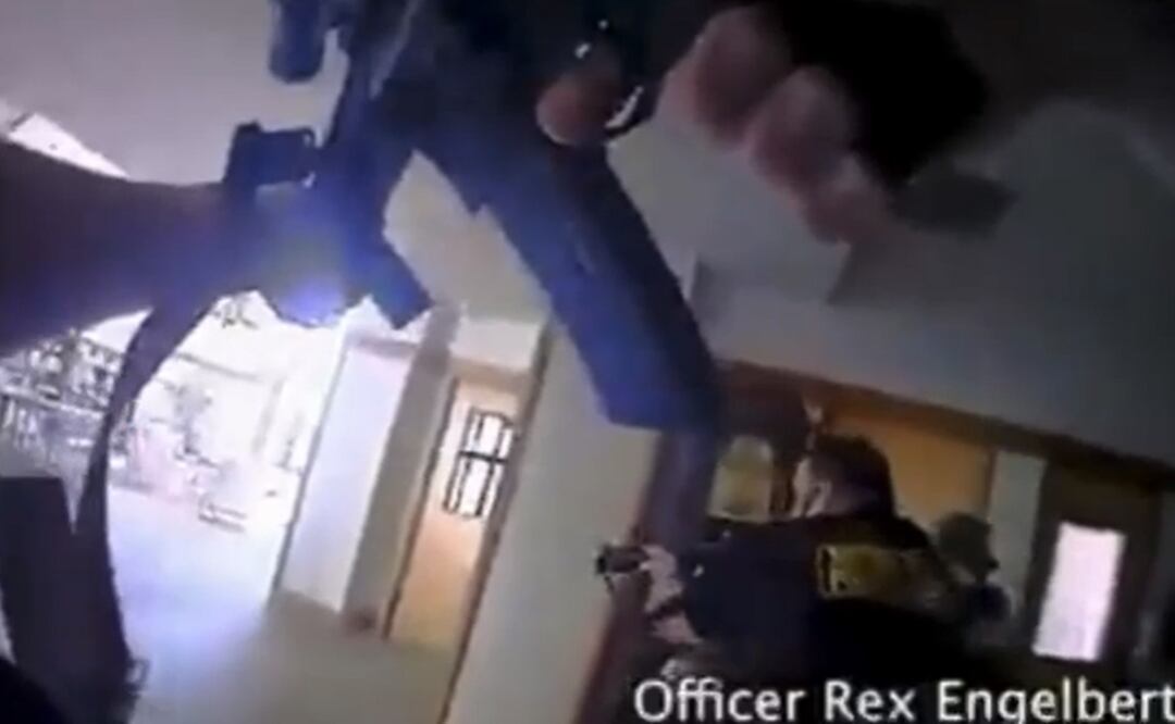 La policía de Nashville publicó este martes un vídeo del momento en que los agentes abatieron a disparos a la persona que atacó una escuela. Foto: Tomada del video