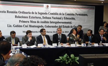 Legisladores y Cué dialogan sobre educación en Oaxaca