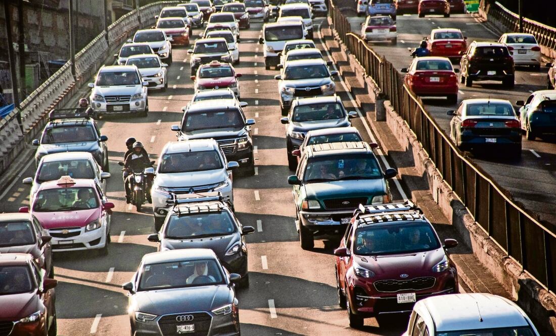 El aumento en la tenencia fue por el alza en la compra de autos. Foto: Especial