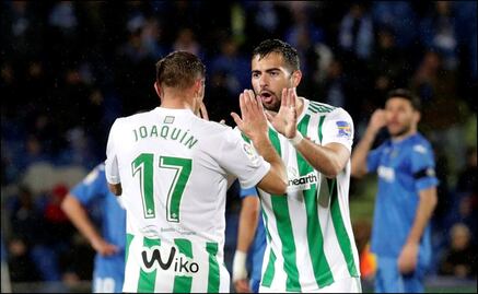 Guardado y Real Betis ganan y aspiran a Champions