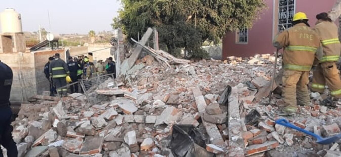 Dos mujeres muertas, saldo de explosión en templo San Isidro, Aguascalientes