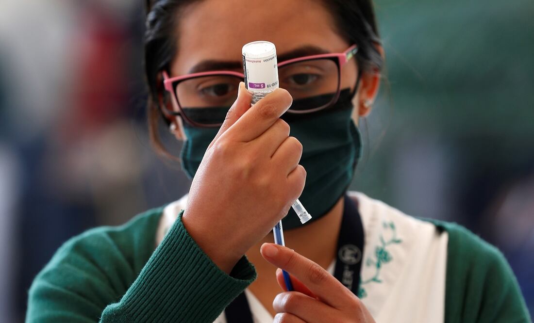 Aplicación de dosis de refuerzo contra el Covid-19, el pasado 5 de enero del 2021. Foto: EFE/ Alex Cruz