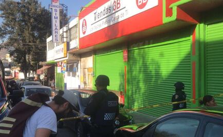 Lesionan a presunto asaltante durante balacera en tienda de GAM