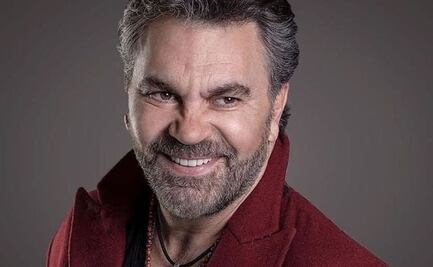 Mijares luce "zapatos escolares" y causa polémica; ¿cuánto cuestan?