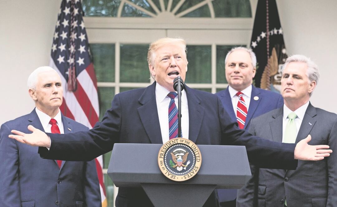 El presidente Donald Trump tras reunirse con los líderes demócratas; a pesar de no llegar a un acuerdo, dijo que fue un encuentro “productivo”. Foto: MICHAEL REYNOLDS. EFE
