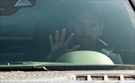 Lionel Messi se presenta en las instalaciones del Barcelona