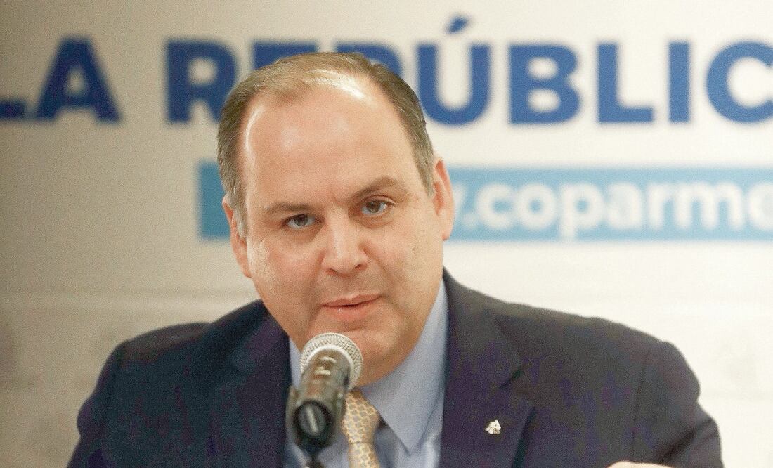 Postura. Para Gustavo de Hoyos, presidente de la Coparmex, es posible recaudar sin la necesidad de una política fiscal persecutoria. ARCHIVO EL UNIVERSAL