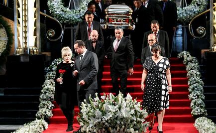 Homenaje a José José en Bellas Artes reunió a 6 mil 500 personas