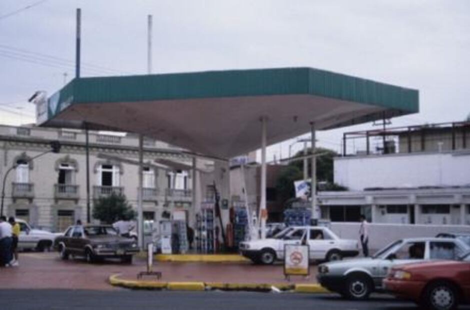 Cuando las gasolineras eran una obra de arte