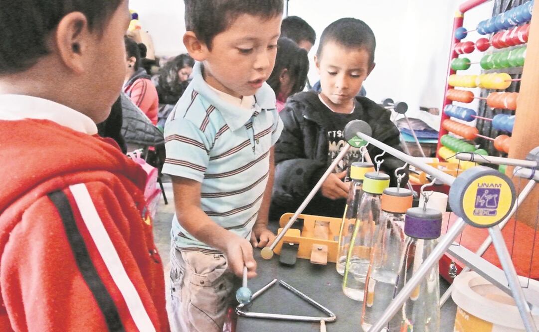 Algunos de los pequeños participantes durante una sesión en el aula. (FOTOS CORTESÍA DOCTORA CALDERÓN CANALES)