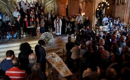 Cantan bossa nova en el adiós a Joao Gilberto