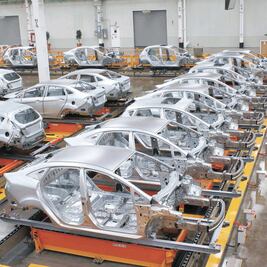 Producción automotriz cae 1% en septiembre