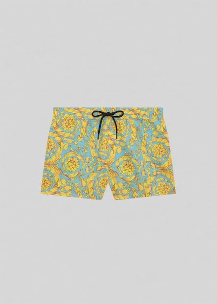 La foto en traje de baño con la que Maluma te alegrará el día