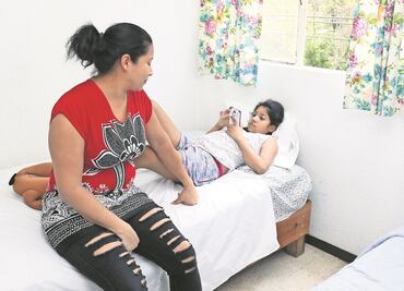 Mexicanos recorren kilómetros ante lejanía de hospitales
