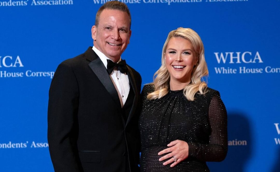 La portavoz de la Casa Blanca, Karoline Leavitt, y su esposo, Nicholas Riccio, en la Cena de Corresponsales, en Washington.  Foto: AP
