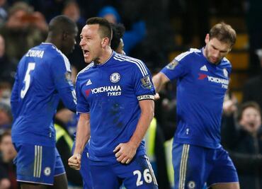 Terry, de villano a héroe en empate de Chelsea