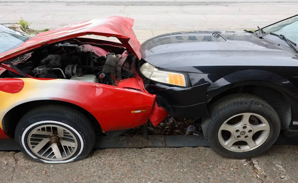 Las mujeres tienen un riesgo 60% mayor de sufrir lesiones en accidentes. Foto: Unsplash