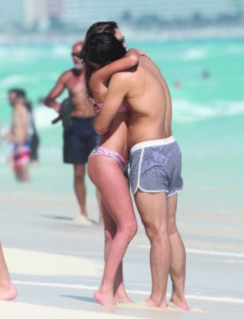 Captan a Geraldine Bazán con su nuevo amor