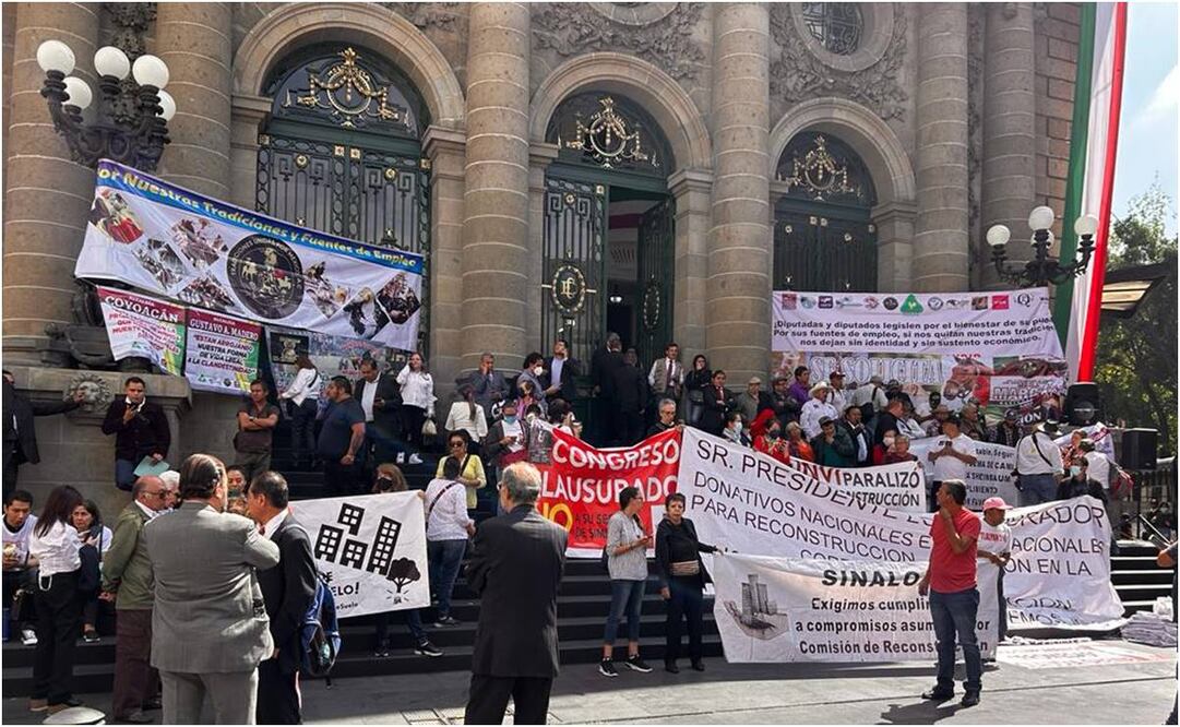 Damnificados se manifiestan en el 19s. Foto: Especial