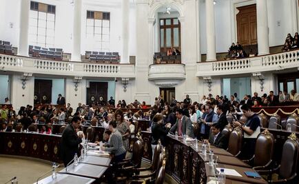 Diputados de ALDF se dan bono de salida de 9.9 mdp