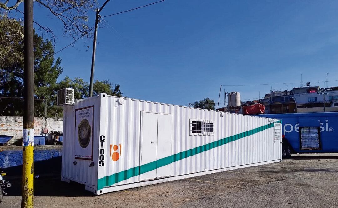 En el estacionamiento del mercado El Molinito ya empezaron a operar las cuadrillas de trabajadores para realizar estudios de mecánica de suelos. Foto: Especial