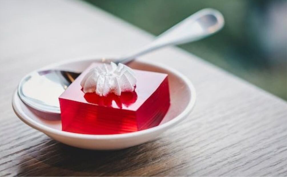 Beneficios de la gelatina. Fuente: Freepik.