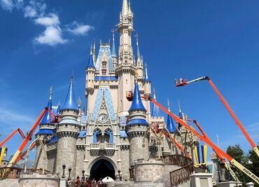 Disney cierra sus parques temáticos por Coronavirus