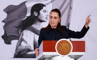 Gobierno presentará información sobre caso Ayotzinapa, garantiza Sheinbaum; pide a Segob revisar informe de la CNDH